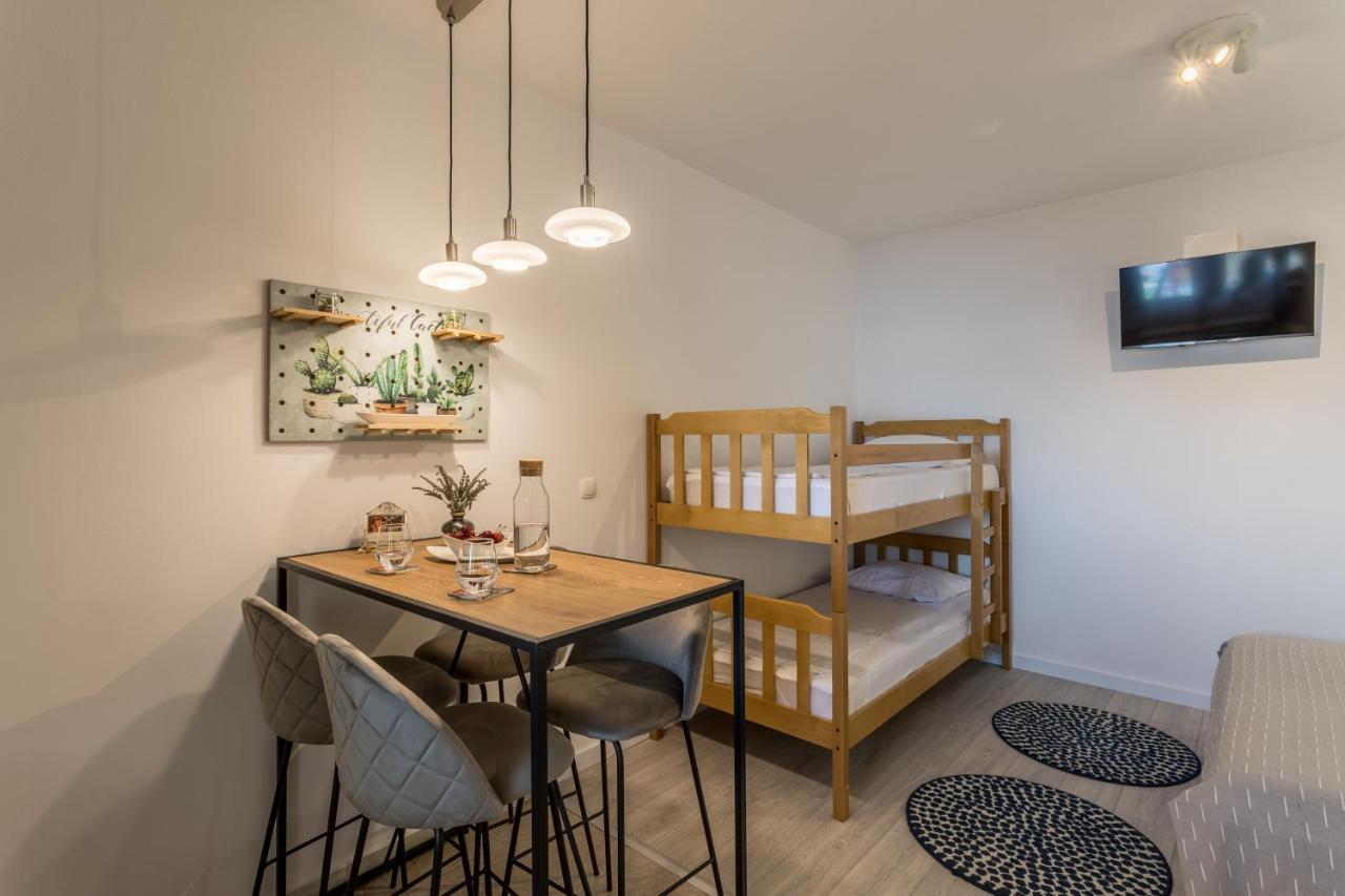 Apartments Drago Kovacic Omiš Exterior foto