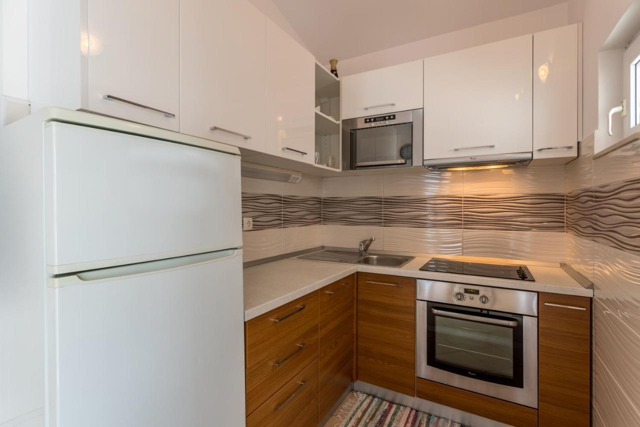Apartments Drago Kovacic Omiš Exterior foto