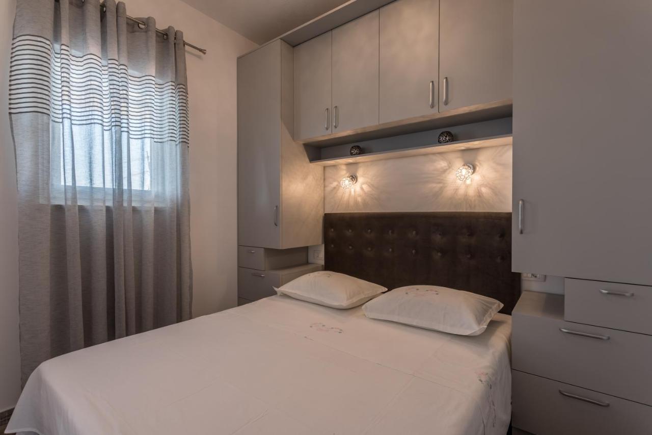 Apartments Drago Kovacic Omiš Exterior foto