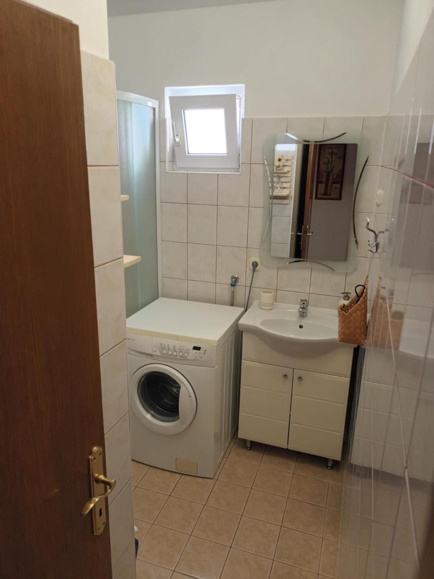 Apartments Drago Kovacic Omiš Exterior foto