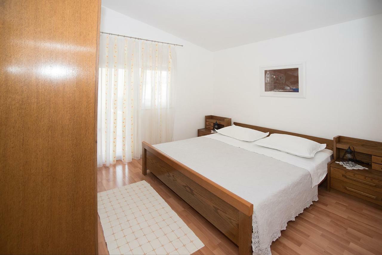 Apartments Drago Kovacic Omiš Exterior foto